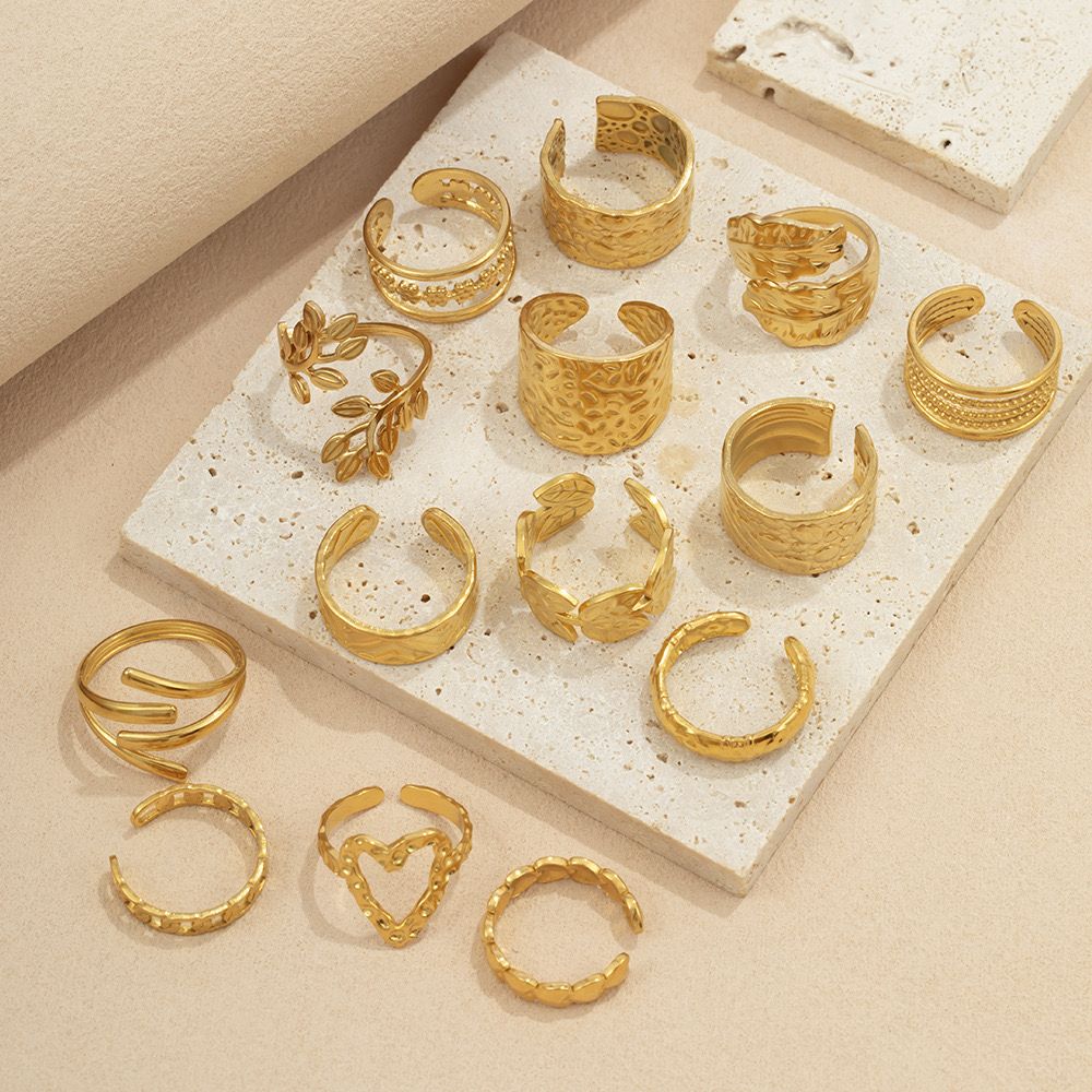 Adjustable rings for unisex Stainless Steel. Silver or gold